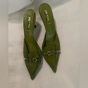 Vintage Prada green mules sz 41